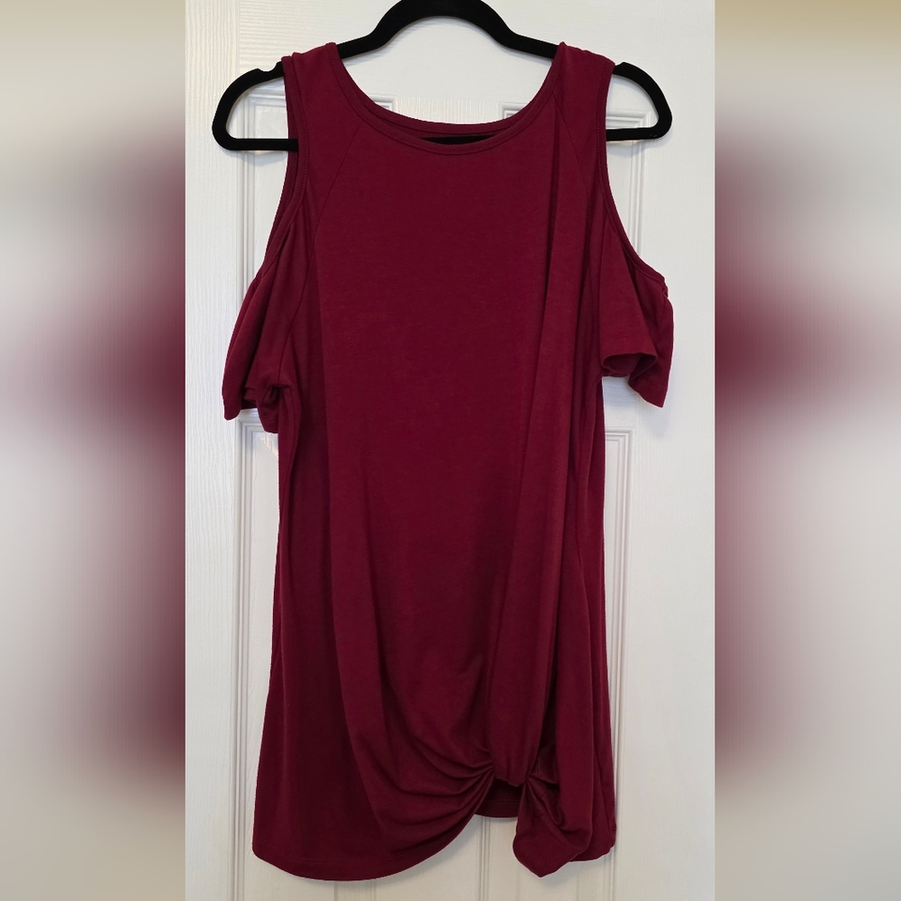 Women's Burgundy Cold Shoulder Top